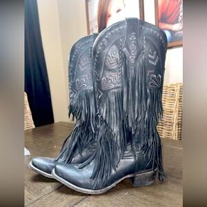 Women’s Junk Gypsy Cowboy Boots.  Size 7.5